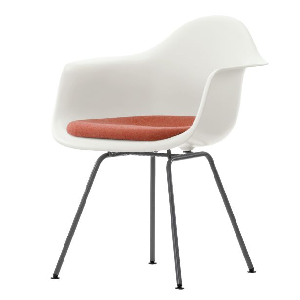 Eames Plastic Armchair DAX, gepolstert